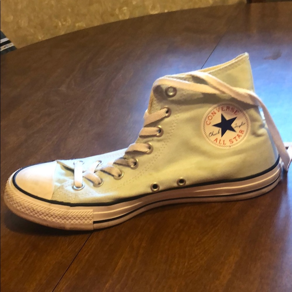 Light blue converse